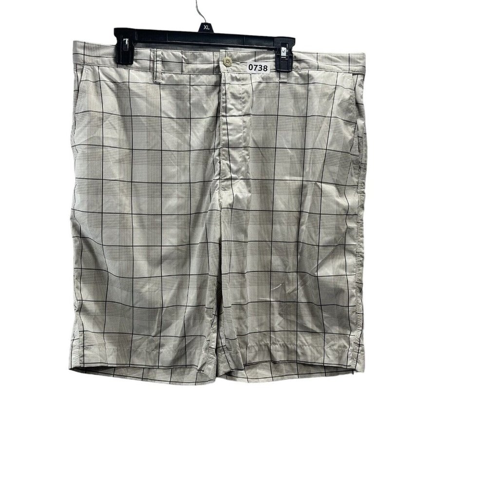 PGA Tour Golf Shorts Mens Size 38  Color White Casual Sports